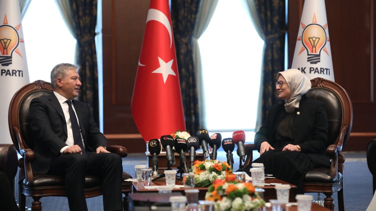 Siyasi Partilerde Bayramlaşma Ziyaretleri