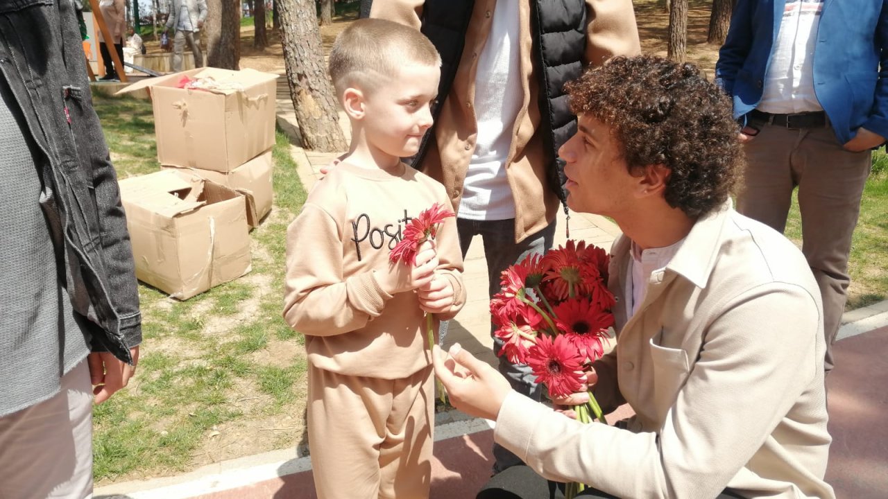 Ak Parti İstanbul Milletvekili Adayı Sonay'dan Esnaf Ziyareti