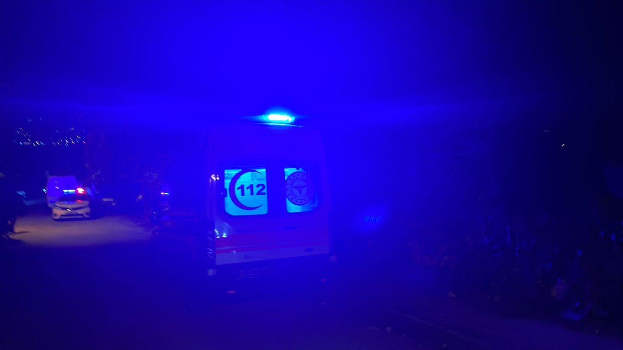 Mersin'de, Evde Çıkan Yangında Alevlerin Arasında Kalan Üçüzlerden İkisi Yaşamını Yitirdi