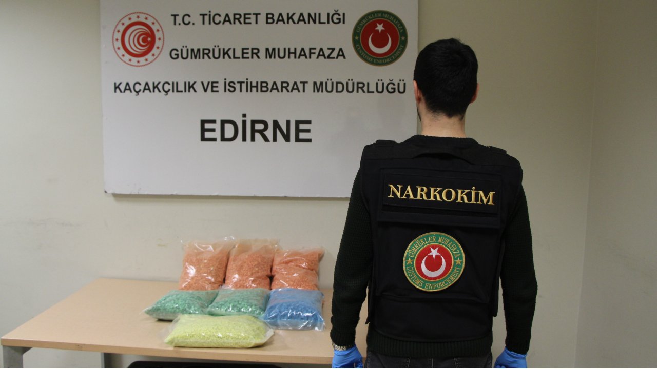 Kapıkule'de Bir Tır'da 24 Kilo Ecstasy Ele Geçirildi