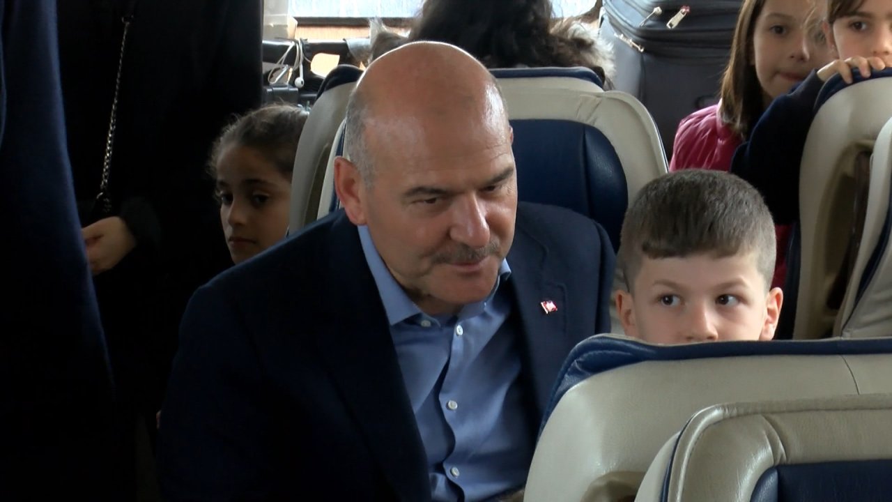 Bakan Soylu Çocuklarla Boğaz Turu Yaptı