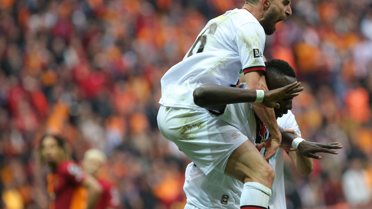 Fabio Borini: Bu Tip Bir Oyunu, Böyle Bir Atmosferde Oynamak Bizi Mutlu Ediyor