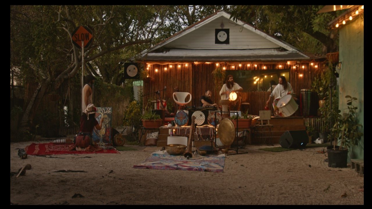 Ödüllü Türk Yönetmen Yeni Belgesel Filmini Tanıttı