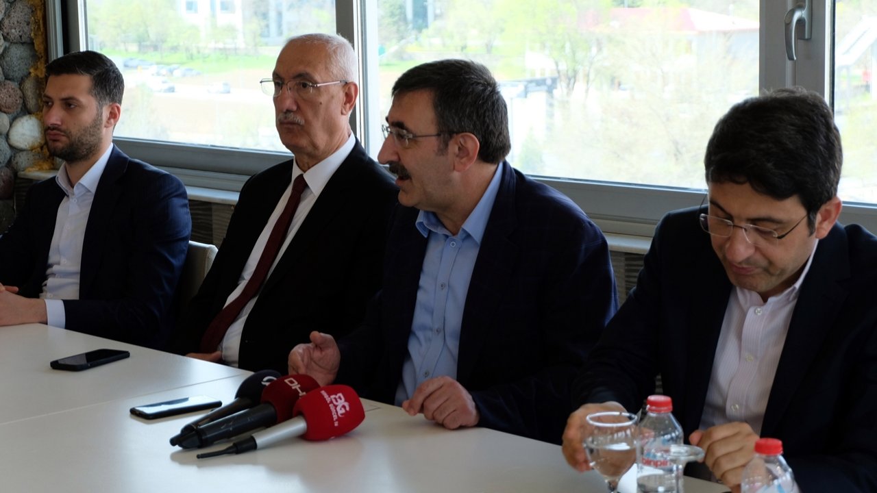 Ak Parti'li Yılmaz: Hedefimiz, Türkiye'yi Orta Gelir Liginden Yüksek Gelirli Ülkeler Ligine Taşımak