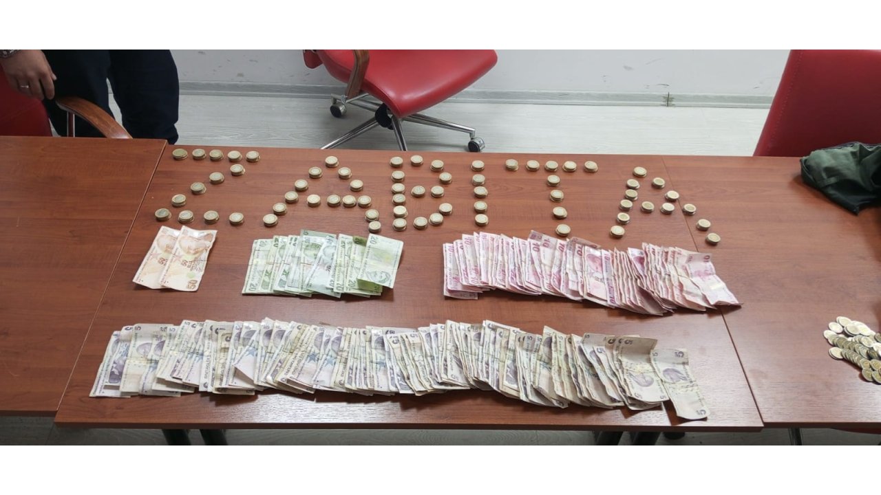 Dilencinin Üzerinden Bin 505 Lira Çıktı