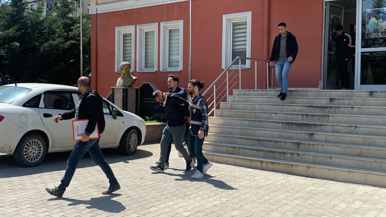 Polise Ateş Açan Şüpheliden Gazetecilere: Bu Kadar Ünlü Olduğumu Bilmiyordum