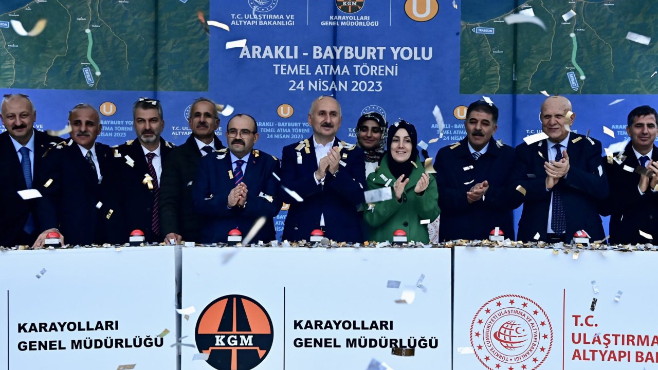 Bakan Karaismailoğlu: Uyanık Olmalıyız, Önemli Bir Seçime Gidiyoruz (3)