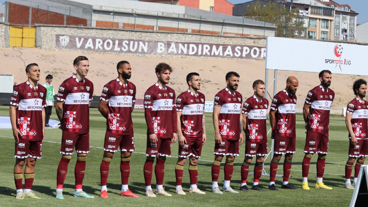 Bandırmaspor'da 7 Futbolcu Kadro Dışı Bırakıldı