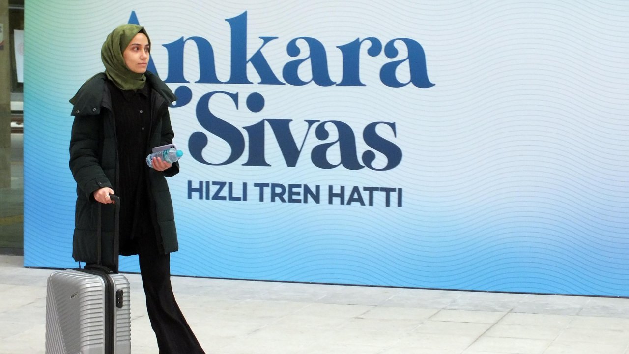 Yozgat'ta Hızlı Trene Yoğun İlgi