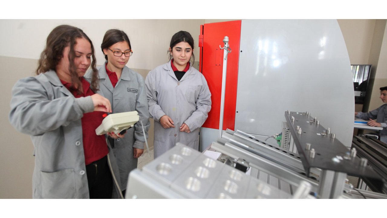 Bakan Özer: Uluslararası Mtal Sayısı 10'a Yükseltildi