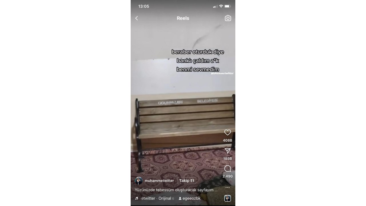 Evine Götürüp Aşkını İlan Ettiği Bankı, Belediye Geri İstedi