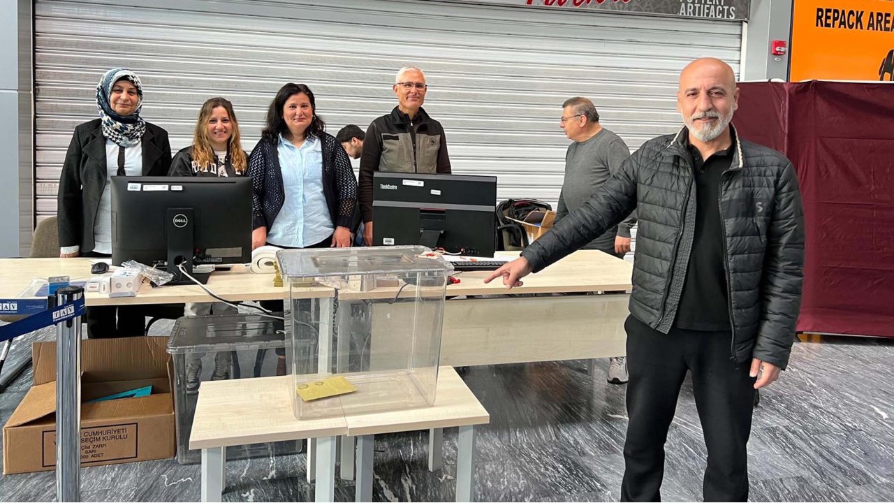 Bodrum'da İlk Oylar Verilmeye Başlandı