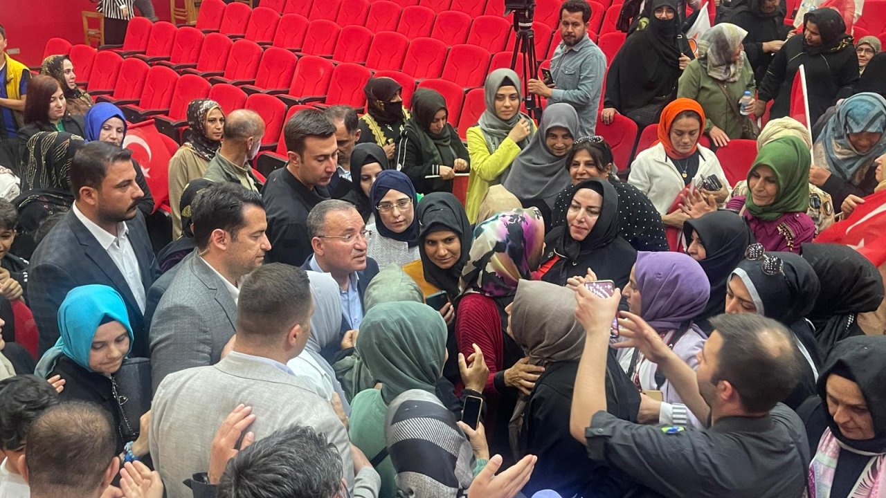 Bakan Bozdağ: Kadınlara İnanmayan İlkel Bir Zihniyet Vardı