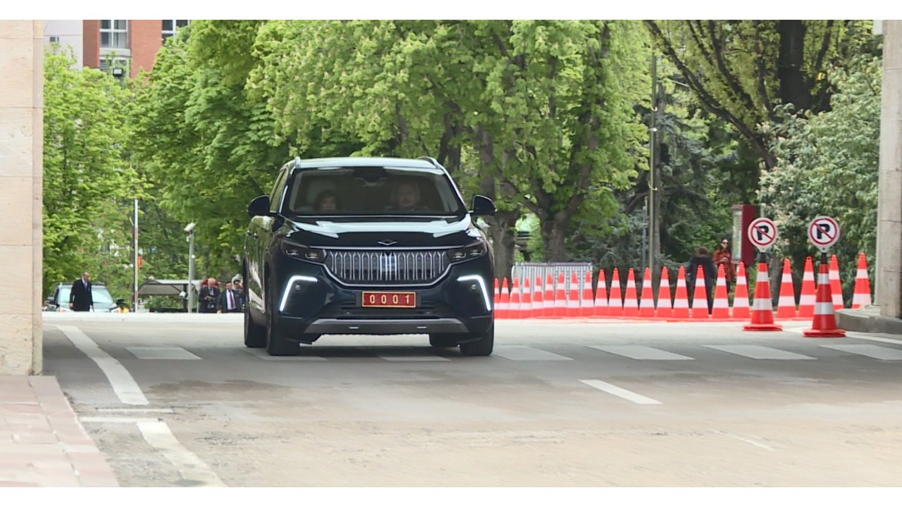 Şentop, Mevkidaşlarını Togg İle Meclis'e Getirdi