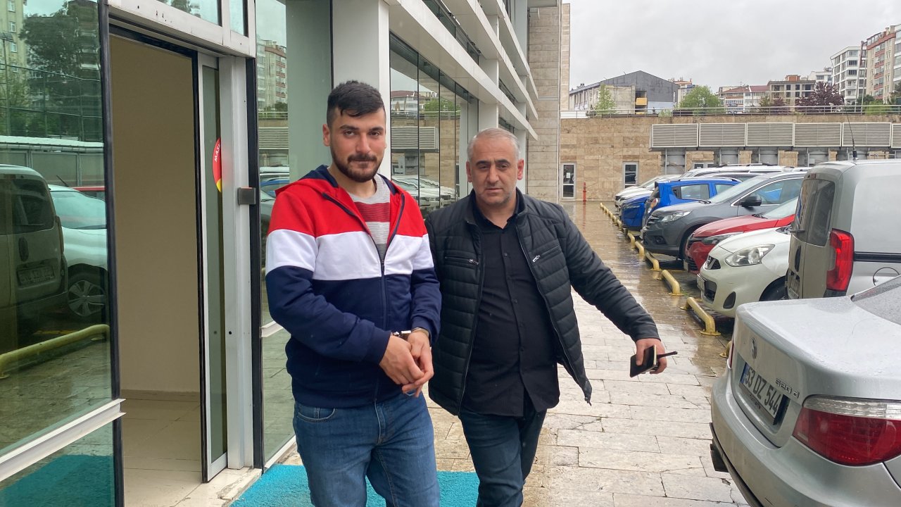 Tartıştığı Güvenlik Görevlisini Ayak Serçe Parmağından Vurdu