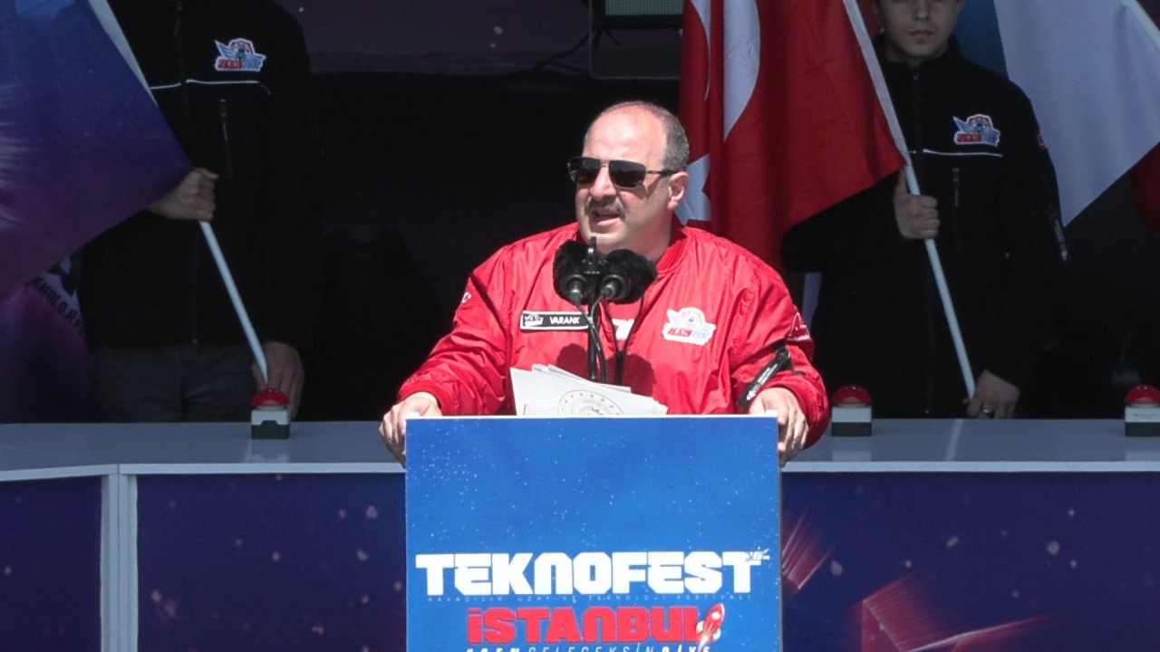 Bakan Varank: Burada Dünyanın En Büyük Uzay Ve Havacılık Festivali Yapılıyor