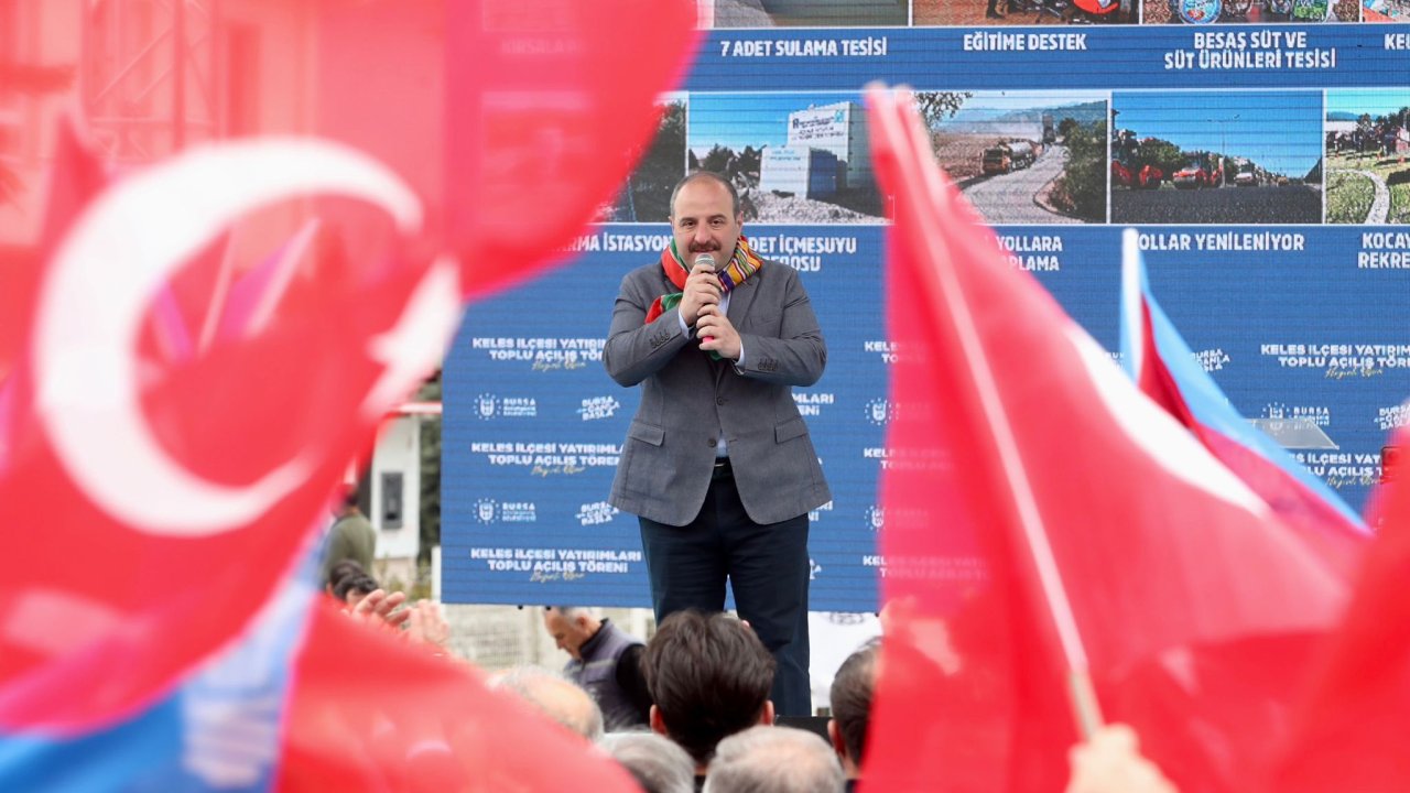 Bakan Varank: Sundukları Tek Vaat Kaos