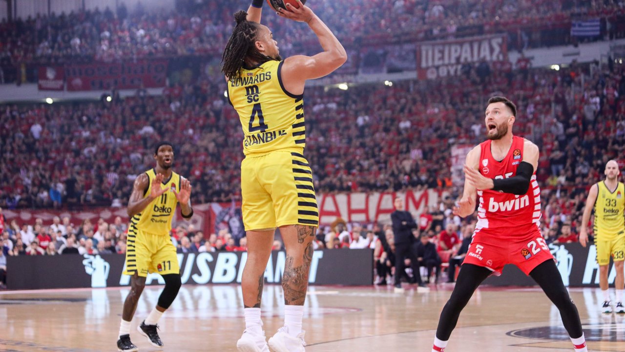 Olympiacos - Fenerbahçe Beko: 78-82