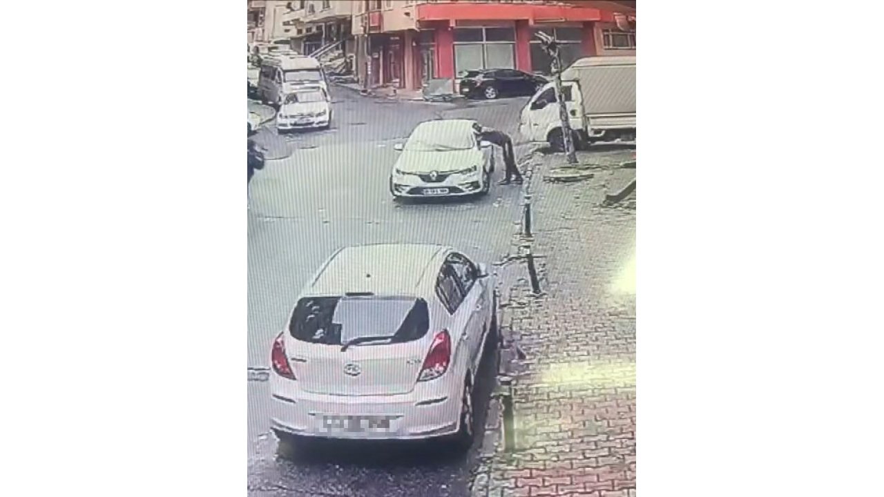 Maltepe'de Otomobilde Uyuşturucu Ticaretine Baskın