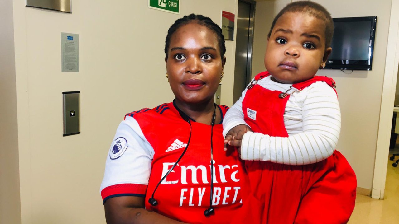 Ugandalı Minik Ariana, Antalya'da Şifa Buldu