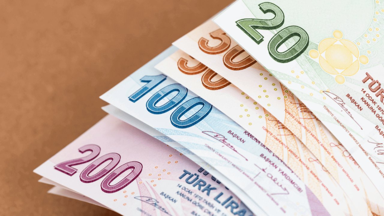 Hangi Banka Emekliye Daha Çok Maaş Promosyonu Ödüyor? Bu Bankalardan Maaş Alabilirsiniz!