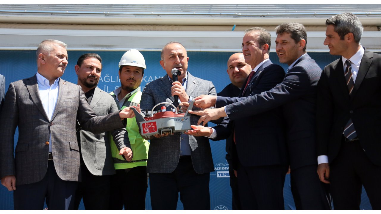 Bakan Çavuşoğlu'ndan Sudan Açıklaması: Hiç Kimseyi Geride Bırakmayacağız