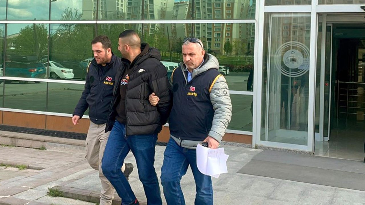 Kuyumcudan Bıçak Zoruyla 20 Bilezik Gasbeden Şüpheli Tutuklandı