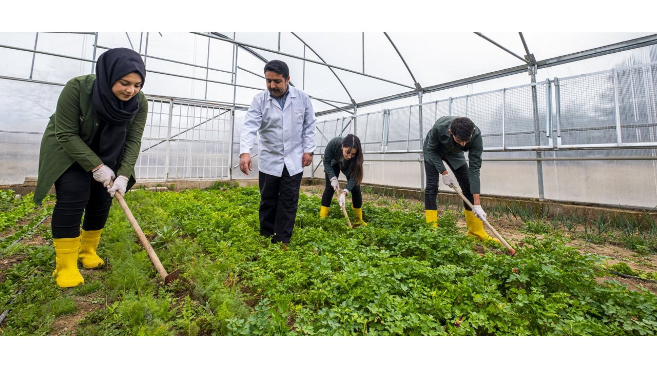 Bakan Özer: Tarım Alanında Eğitim Veren Okul Sayısını 144'e Çıkardık