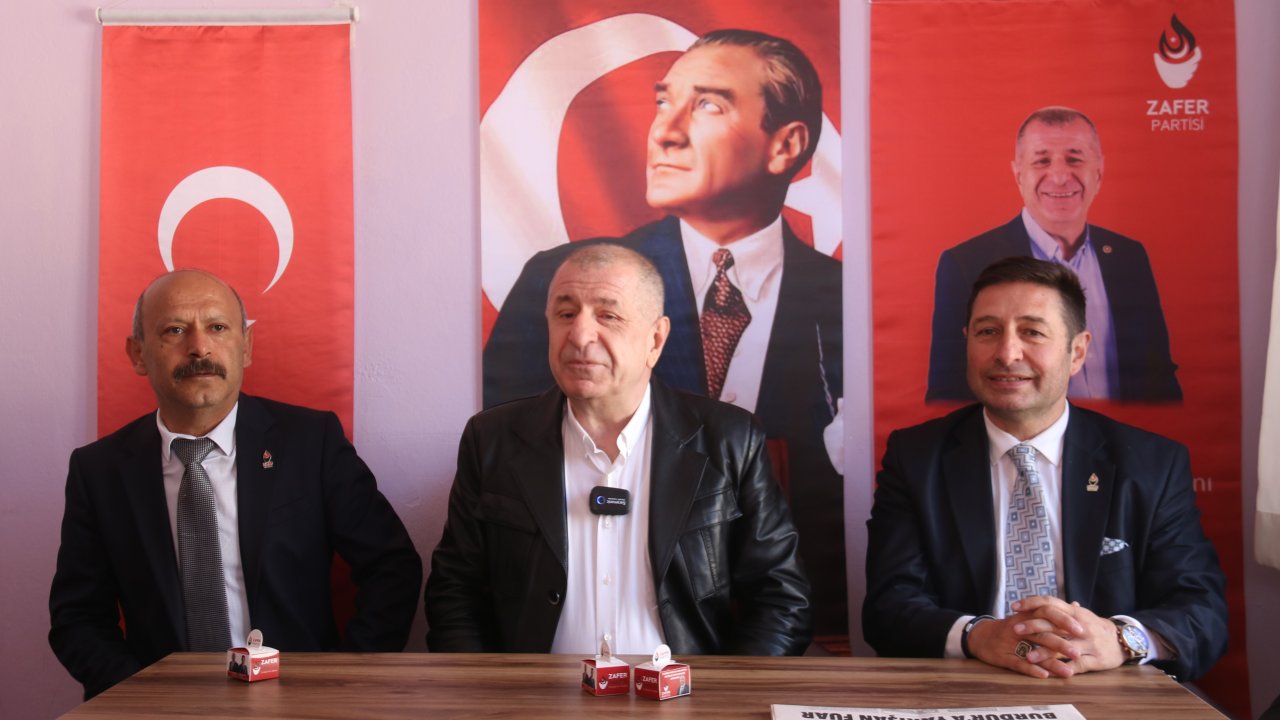 Ümit Özdağ: Türkiye'yi 'göçmenistan' Yapmaya Çalışanlar Sandıkta Gereken Dersi Alacak