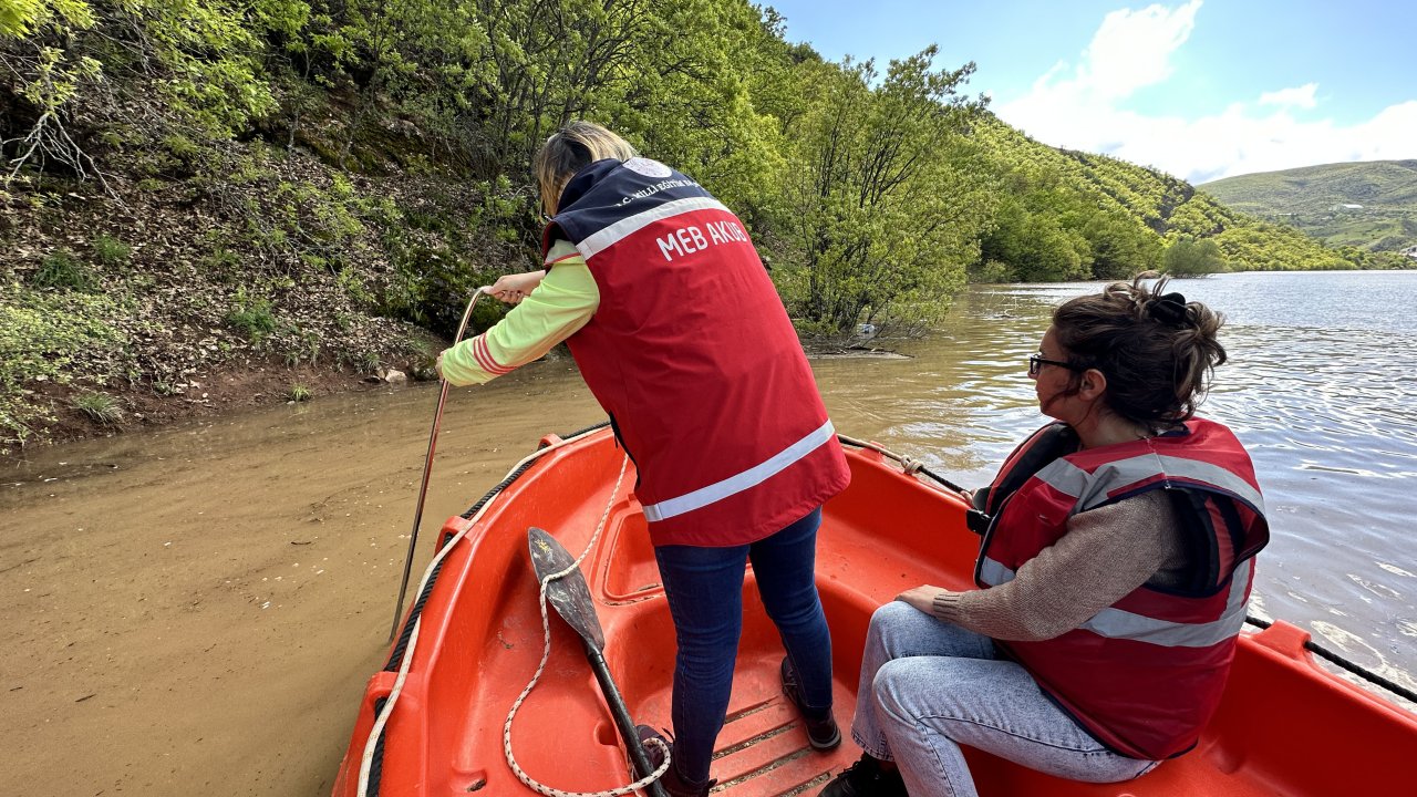 Munzur Çayı'na Uçan Araçtakileri Arayan Dalgıçlara 'sağanak' Engeli - Yeniden