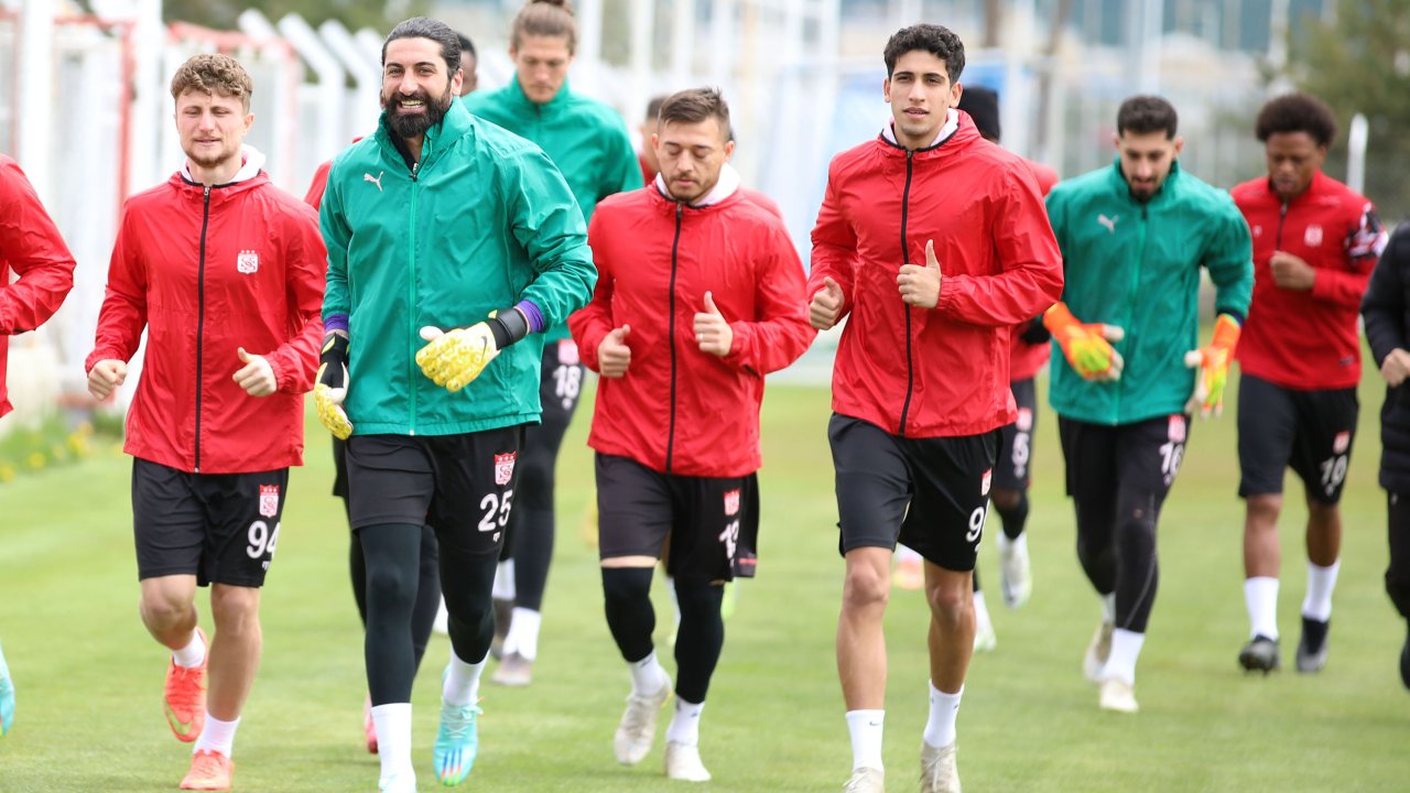 Sivasspor, Kupada Fenerbahçe Maçı Hazırlıklarına Başladı