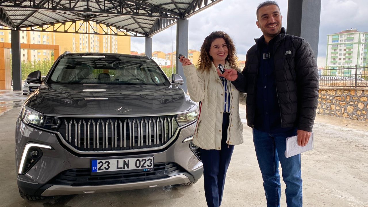 Togg, Elazığ'daki İlk Sahibine Teslim Edildi