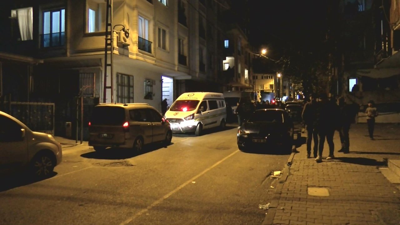 Başakşehir'de Platonik Aşık Önce Teklifini Reddeden Kadını, Daha Sonra Kendini Vurdu