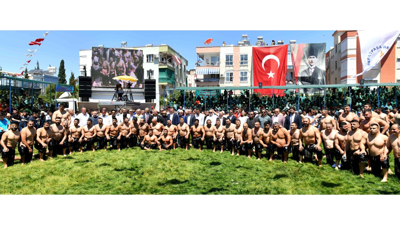 Var Hakemli İlk Güreşlerin Başpehlivanı Orhan Okulu Oldu