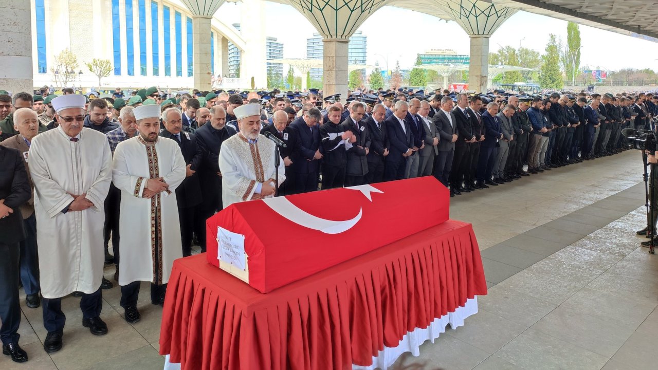Şehit Polis Özgür Barçın, Ankara'da Son Yolculuğuna Uğurlandı