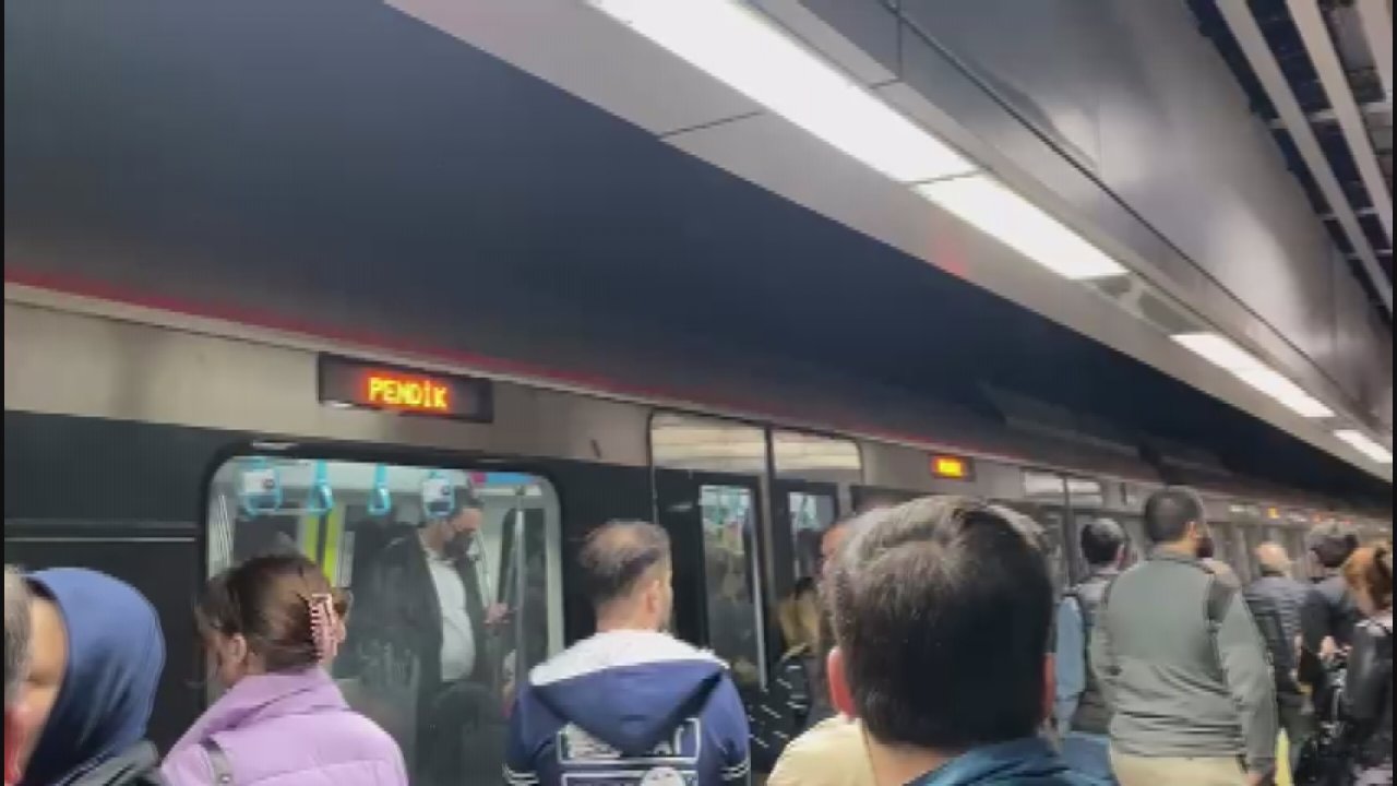 Marmaray Seferlerinde İntihar Girişimi Nedeniyle Aksama- 1