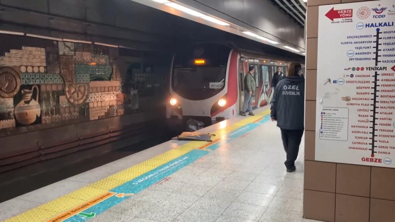 Marmaray'da İntihar; Seferlerde Aksama Yaşanıyor