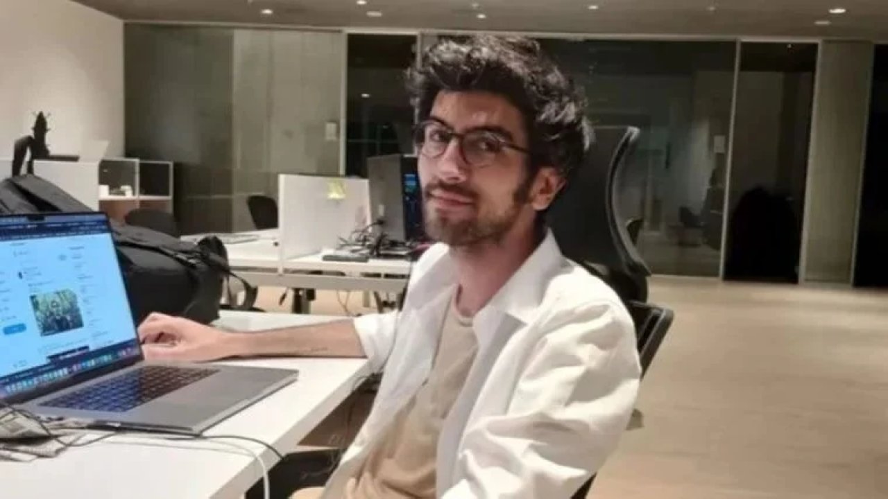 Halk TV O Mesajları Tek Tek İfşa Etti! Uğur Yanıkel İçin Nefret İçerikli İfadeler Kullanmışlardı!