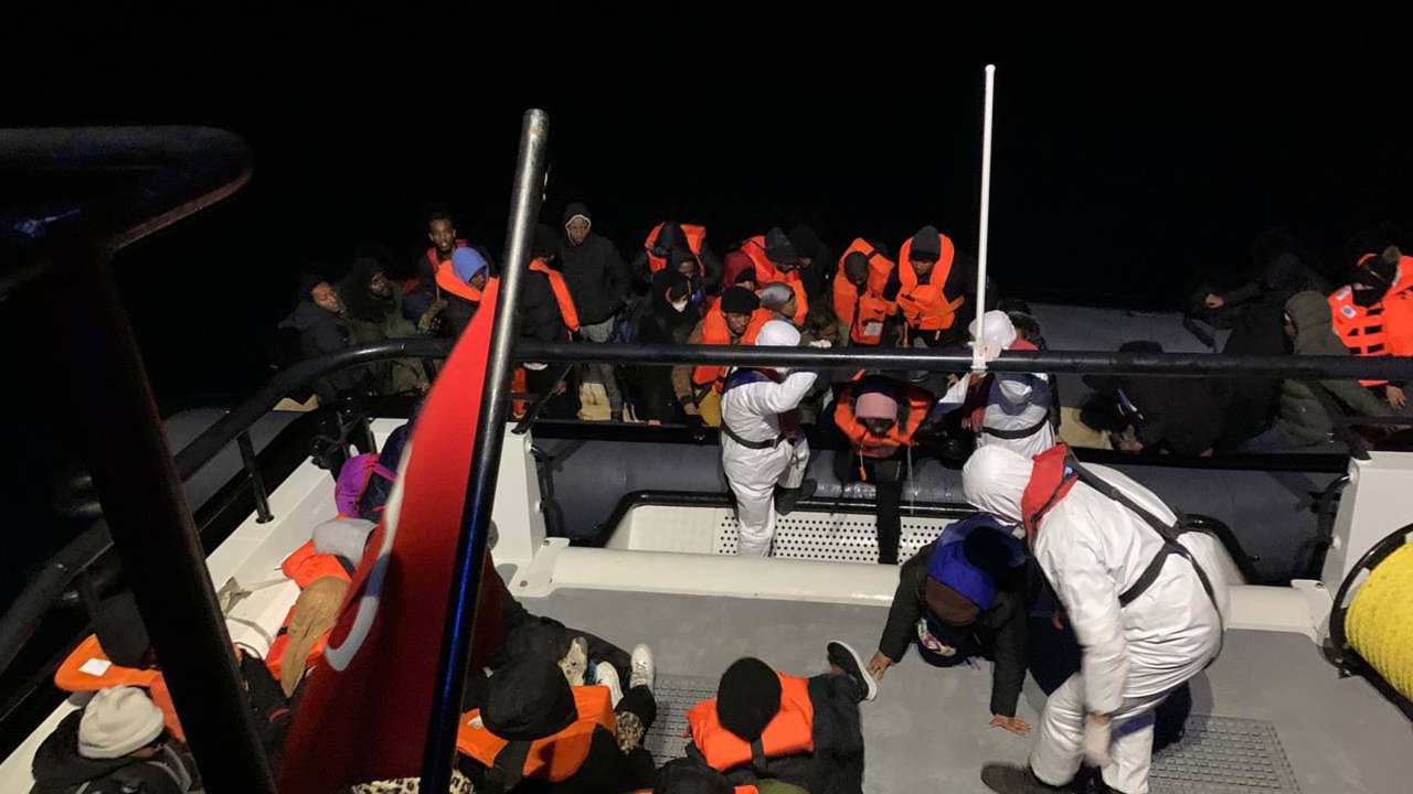 Çanakkale'de 50 Kaçak Göçmen Yakalandı