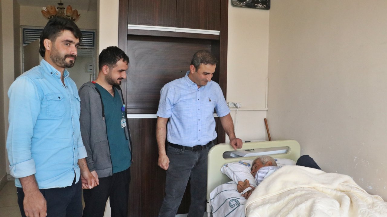 14 Ay Kabızlık Şikayetiyle Hastaneye Gitti, 10 Santimetrelik Tümör Tespit Edildi