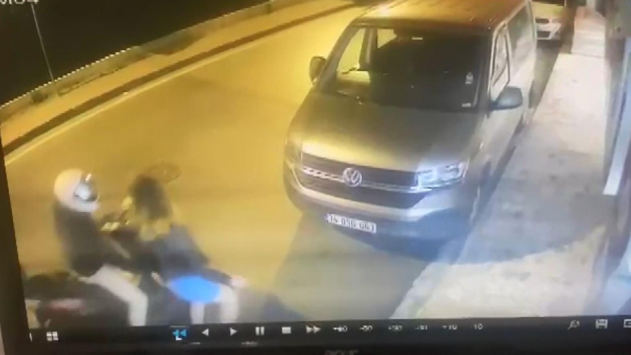 Sarıyer'de Motosikletliden Kadına Taciz