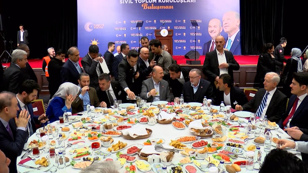 Süleyman Soylu:  Uyuşturucunun Yüzde 75'ini Sınırlarımızdan Girer Girmez Yakalıyoruz