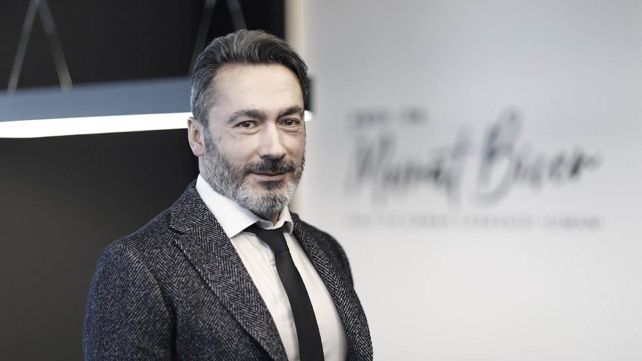 Yaptığı Ameliyatla Tıp Literatürüne Giren Profesör, Hasta Yakınları Tarafından Darbedildi (2)