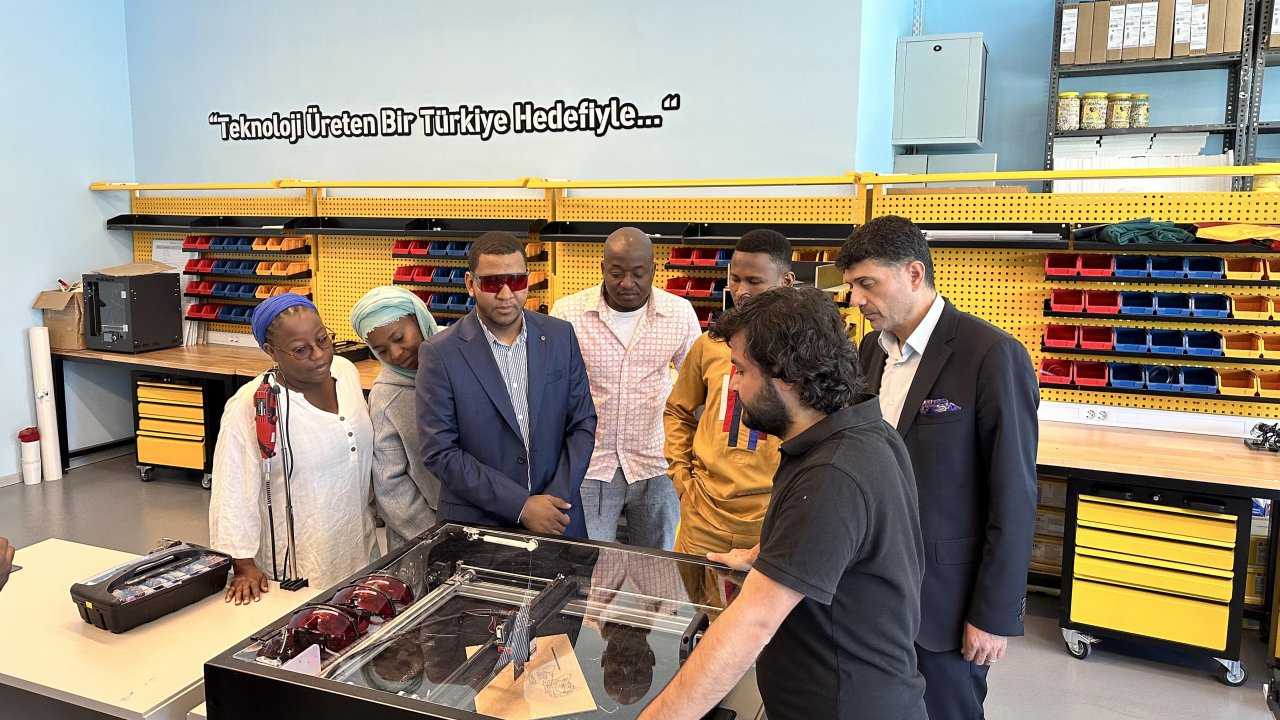 Nijer'e 'deneyap Teknoloji Atölyeleri' Kurulacak