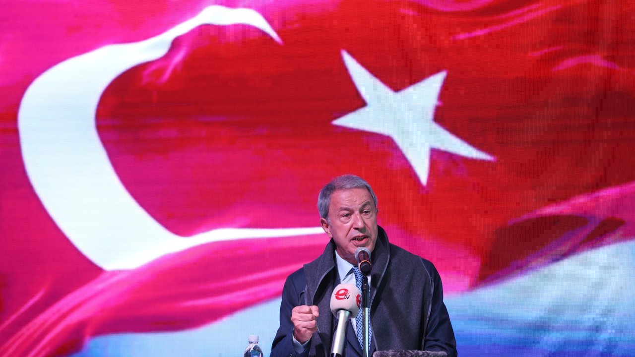 Bakan Akar: Suriye’nin Kuzeyinde Dün Akşam 8 Terörist Etkisiz Hale Getirildi