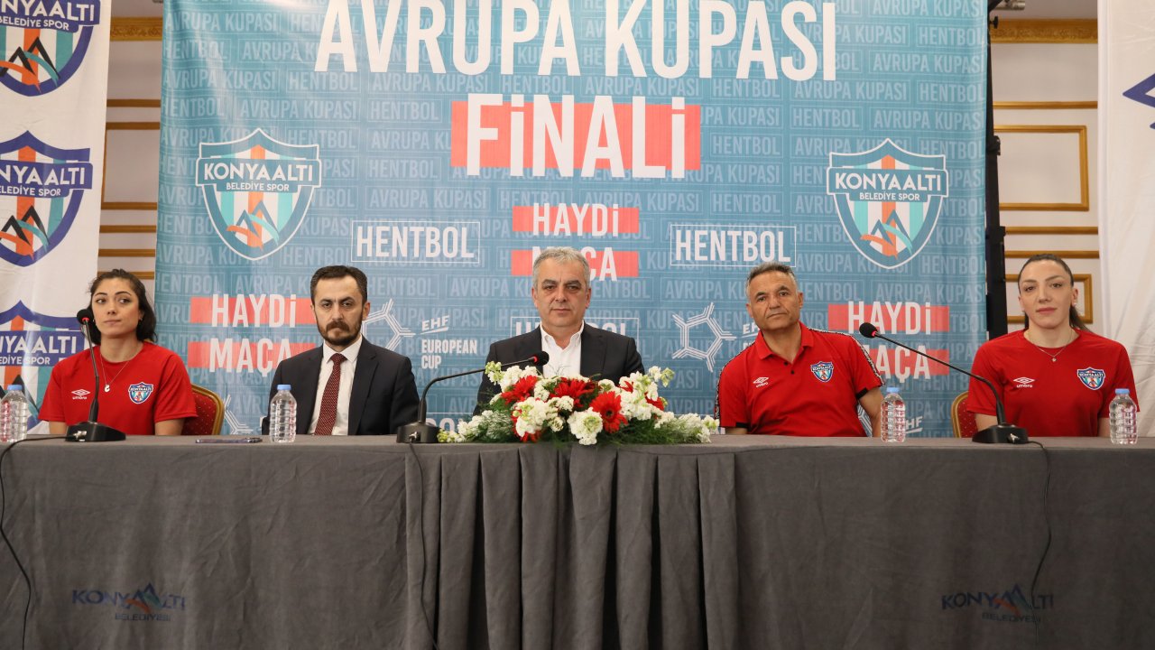 'mavi Kelebekler', Hentbol Avrupa Kupası Finali İçin Taraftar Desteği İstedi