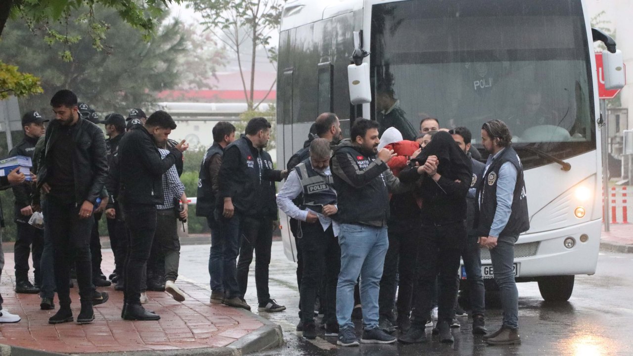 'icra Takibi' Yalanıyla 4 İlde 200 Kişiyi Dolandıran Şebekeye Operasyon: 17 Gözaltı