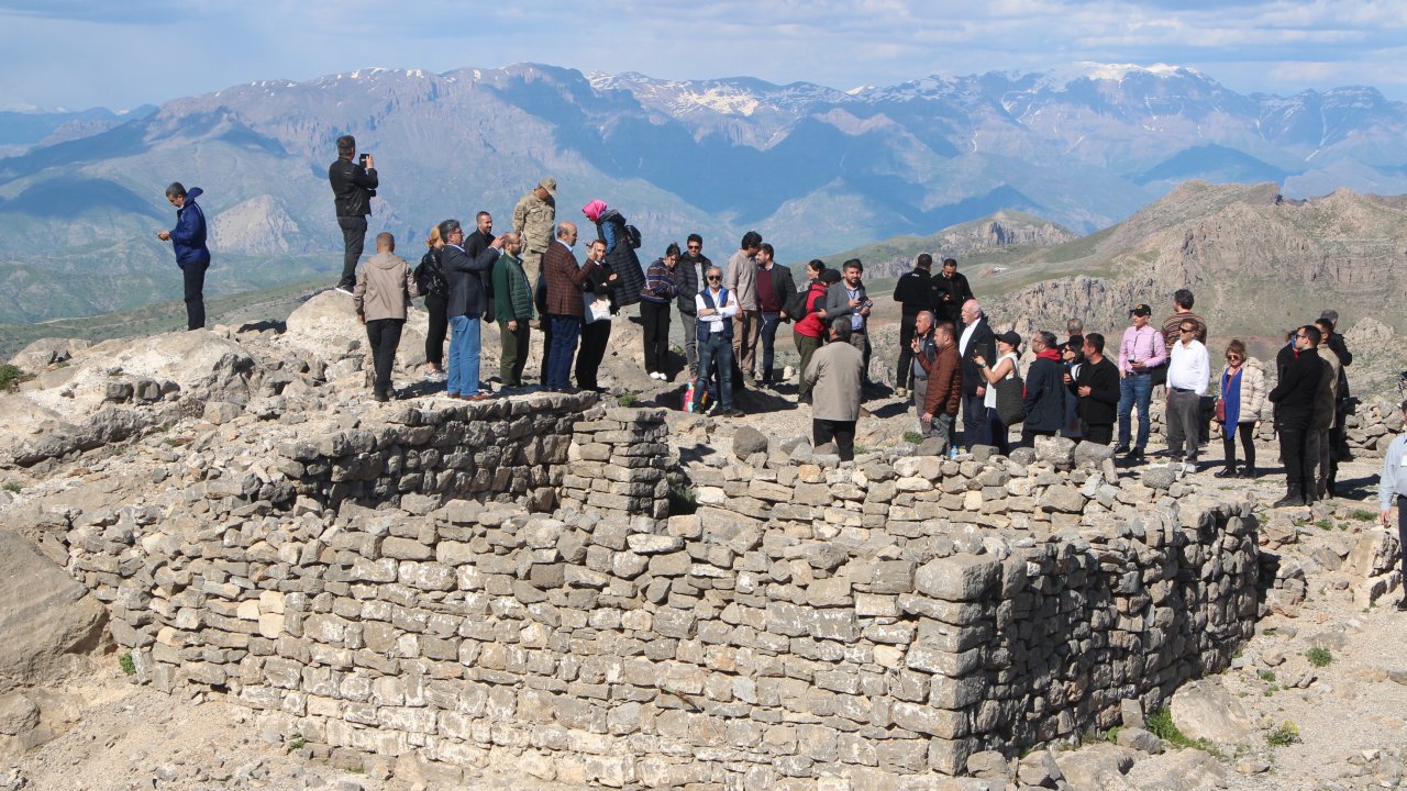 Süryanilerden Kutsal Sayılan Şırnak'taki 'sefine'ye Ziyaret