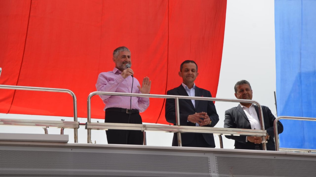 Bakan Nebati: Türkiye, Milletiyle Beraber Yürümeye Devam Edecek