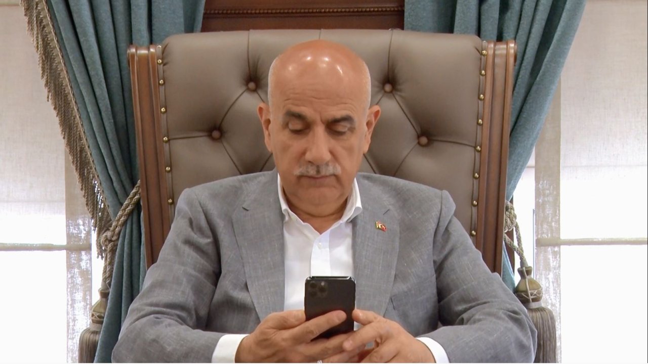 Bakan Kirişci, Yörük Kızı Elif İle Görüştü